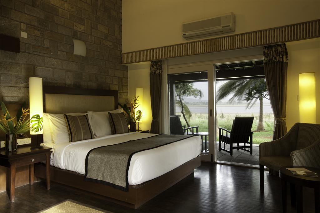 The Serai Kabini Begūr Extérieur photo